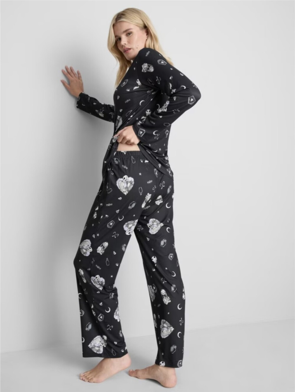 Disney Tim Burton’s The Nightmare Before Christmas Pajamas Long-sleeve Primark - Picture 3 of 6